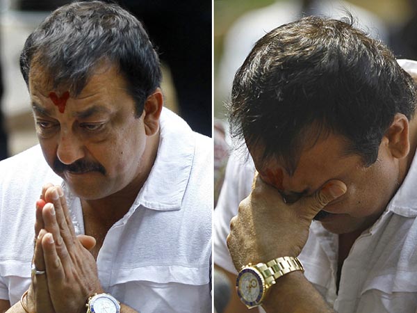 Sanjay Dutt files review petition against SC judgement Sanjay Dutt files review petition against SC judgement
