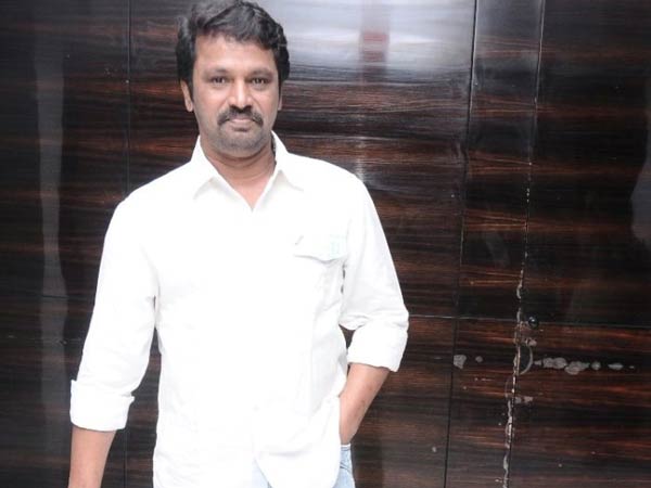 ஆங்கிலத்தில் கதை சொன்னால் தான் கால்ஷீட்
