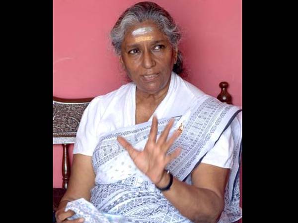 புறக்கணித்தார்...