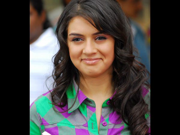 நான் பார்த்ததிலே அவள் ஒருத்தியைத் தான்...