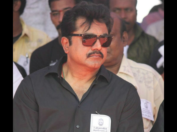 விஜய், சரத்குமார் படங்களும் வேண்டாம்
