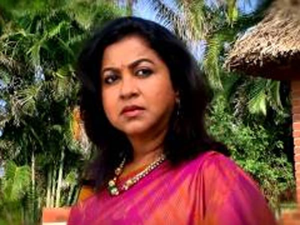 காத்திருக்கும் காதலர்கள்