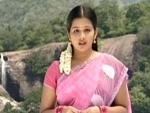 சாரு உயிரோடு இருக்கிறாளா?