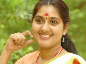 Police arrest person for defaming actress Anju Aravind Police arrest person for defaming actress Anju Aravind