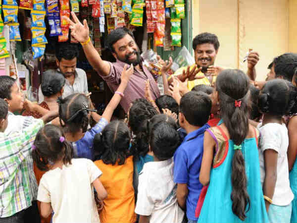 நடனப்புயலாகும் சசி...