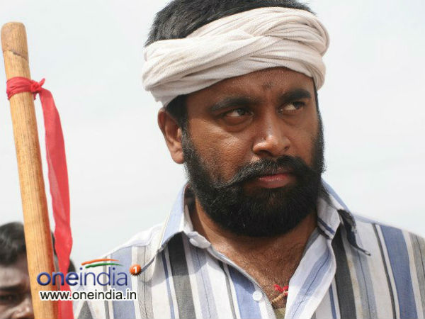 சசியின் ‘சிலம்பாட்டம்’...