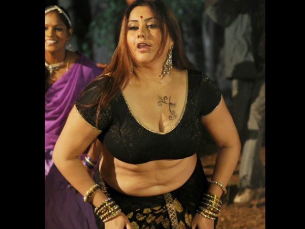 இள நெஞ்சே வா...
