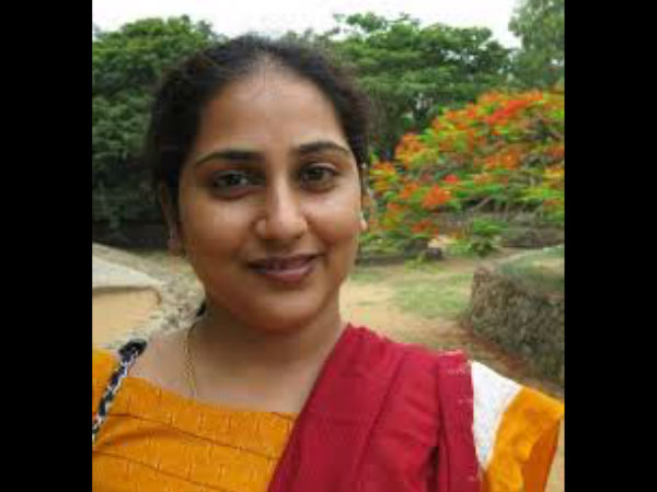வாணி ராணி-காயத்ரி