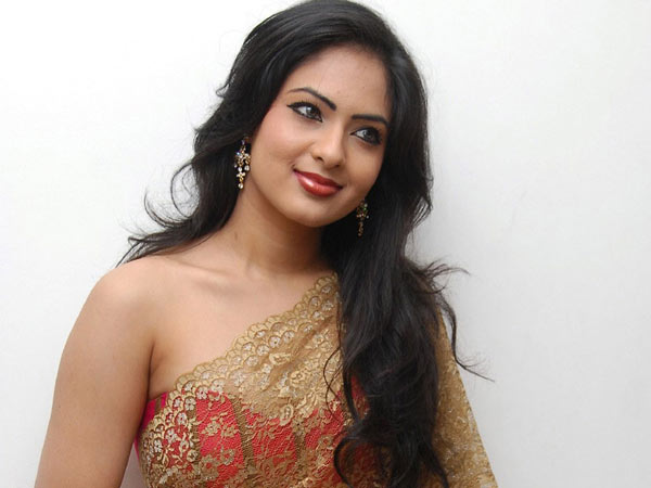 சிறையில் பாஸ்கரன்