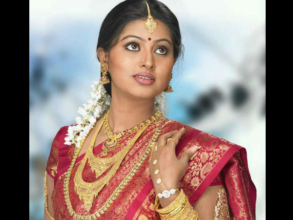 சினேகா