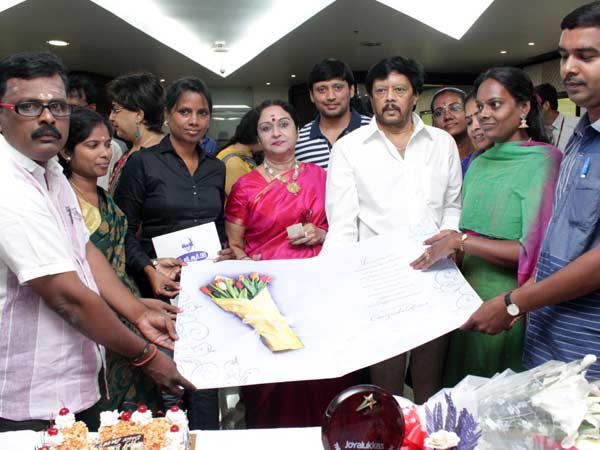 இந்த மில்லினியத்தின் சிறந்த தந்தை