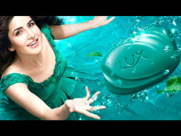 நடிகைகள்- ஜோடி