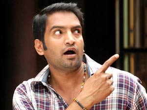 Santhanam makes fun of teachers in Singam 2 Santhanam makes fun of teachers in Singam 2