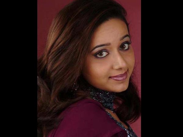 நடிக்க வந்தது விபத்து