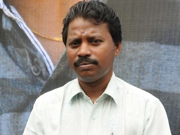 தொழில்நுட்பக்கலைஞர்கள்.