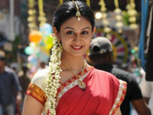 Aishwarya gets more offers Aishwarya gets more offers