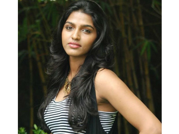Dhanshika denies Arulnidhi's offer Dhanshika denies Arulnidhi's offer