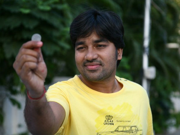 சிவா என்ன செய்கிறார்?