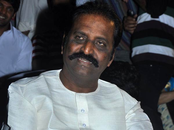 மொழி ஆசை கொண்ட கலைஞர்கள்