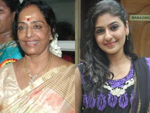 Accident in Suvadugal shootingspot: KR Vijaya, Monika escape unhurt Accident in Suvadugal shootingspot: KR Vijaya, Monika escape unhurt