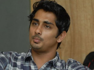 Sidhard extends support to Vijay Sidhard extends support to Vijay