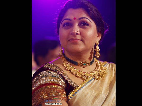 குஷ்புவுக்கு வயது 43