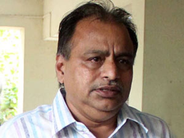 மருத்துவமனையில் தயாரிப்பாளர்