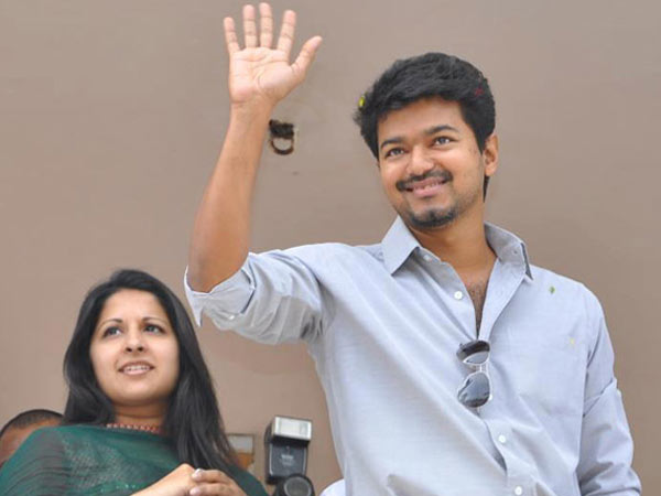 நீங்களும் வாழ்த்துங்களேன்