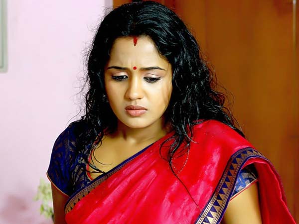 ஒரு ரூபாய் முன்பணம்....