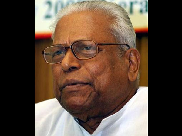 சினிமாவில் அச்சுதானந்தன்