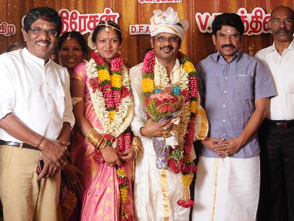 திரையுலகினர் வாழ்த்து