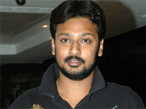 Ajith, Vijay are down to earth persons: Dayanidhi Azhagiri Ajith, Vijay are down to earth persons: Dayanidhi Azhagiri