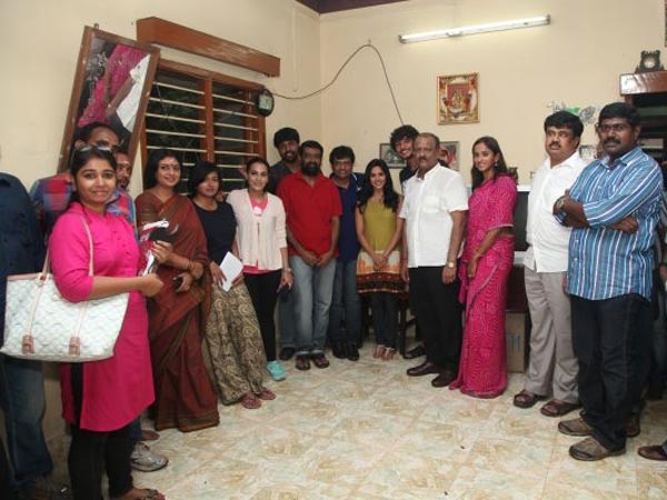Aishwarya starts her second film Vai Raja Vai Aishwarya starts her second film Vai Raja Vai