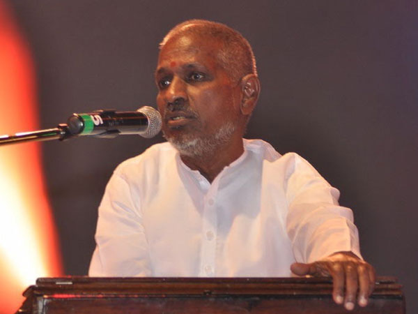 முன்னணி இயக்குநர் பாராட்டு