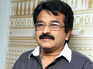 Keyaar condemns blocking theaters for flop heroes Keyaar condemns blocking theaters for flop heroes
