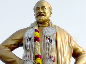 Dont remove Sivaji statue - Tamil film directors Dont remove Sivaji statue - Tamil film directors