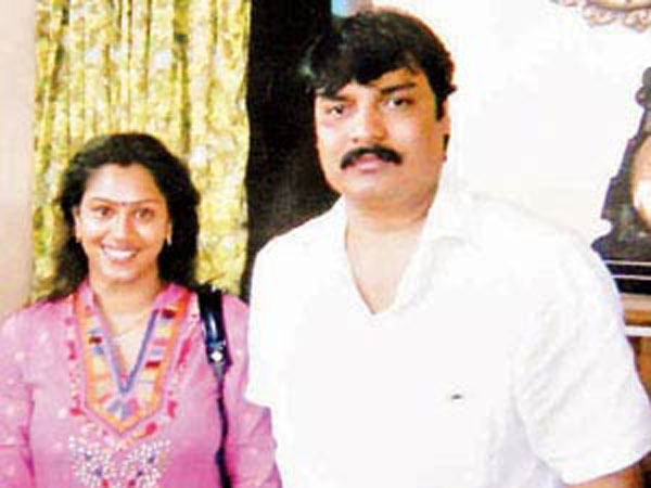 காவல்நிலையத்தில் புகார்