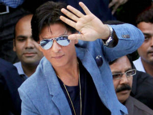 Never disrespect a woman: Shah Rukh Khan Never disrespect a woman: Shah Rukh Khan