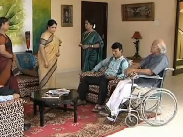 நீதிமன்றத்தில் போராட்டம்
