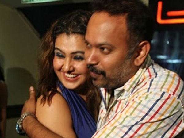 Sona files complaint on Venkat prabhu Sona files complaint on Venkat prabhu