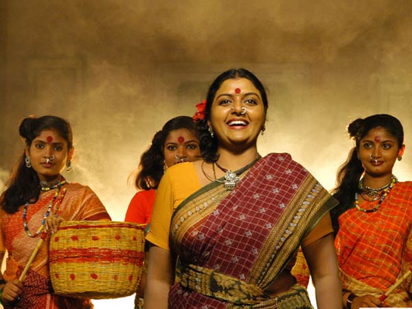 தனுஷ் படங்களில்