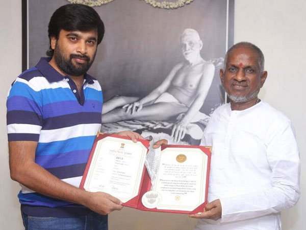 Maestro Ilayaraaja blesses Sasikumar Maestro Ilayaraaja blesses Sasikumar