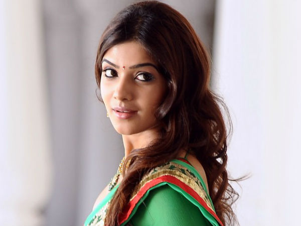 Samantha to play dual role in Vikram movie Samantha to play dual role in Vikram movie