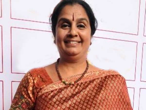 Actress Kuyili appears in Thiruthuraipoondi court Actress Kuyili appears in Thiruthuraipoondi court