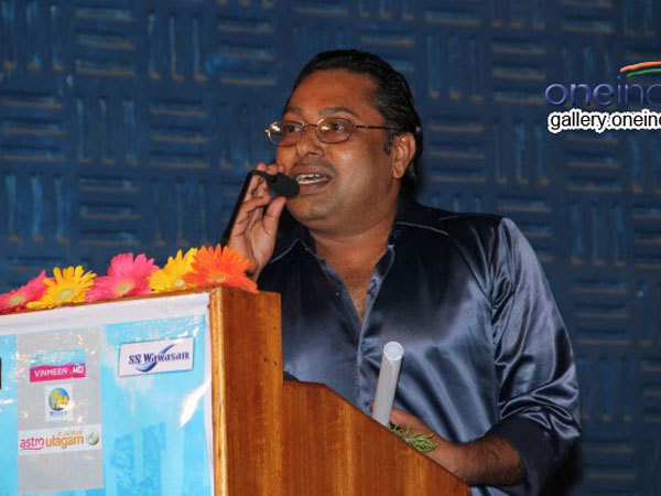 தமிழ் பேச தயக்கம் ஏன்