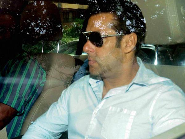 SC Notice to Salman Khan in Black Buck Poaching Case SC Notice to Salman Khan in Black Buck Poaching Case