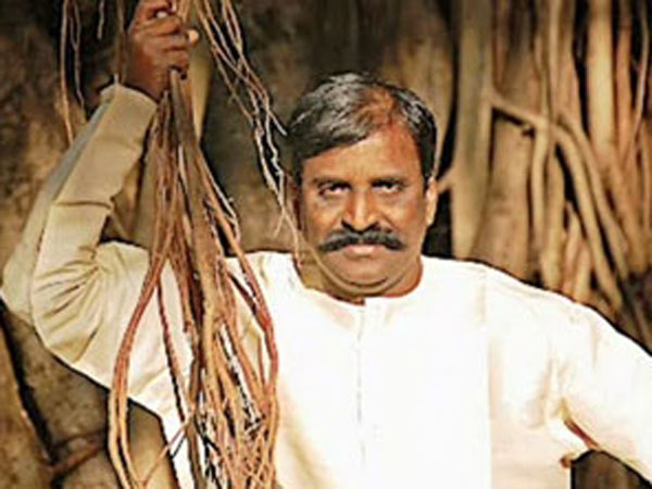 தமிழை கட்டாயமாக்கவேண்டும்