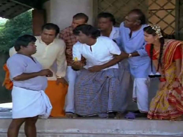 கரகாட்டக்கார கோஷ்டியில்