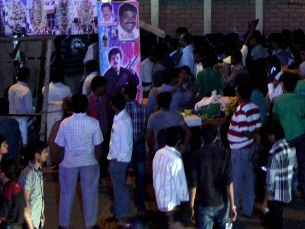 வசூலைப் பொருத்து சம்பளம்