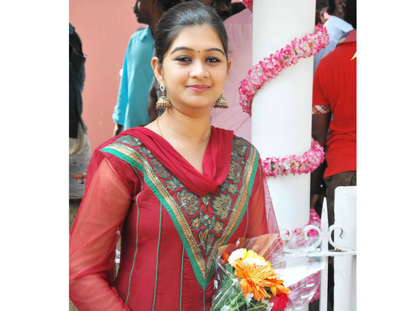 குயின்மேரிஸ் பொண்ணு
